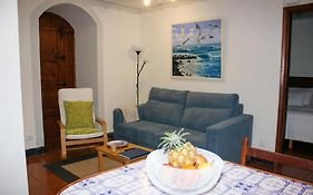Casa Do Largo - Acores